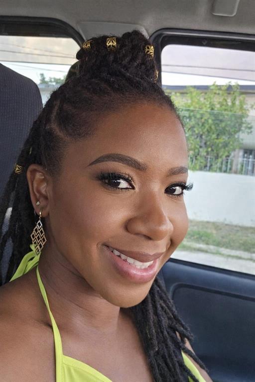 portrait of Cameil Thompson-Gibbs